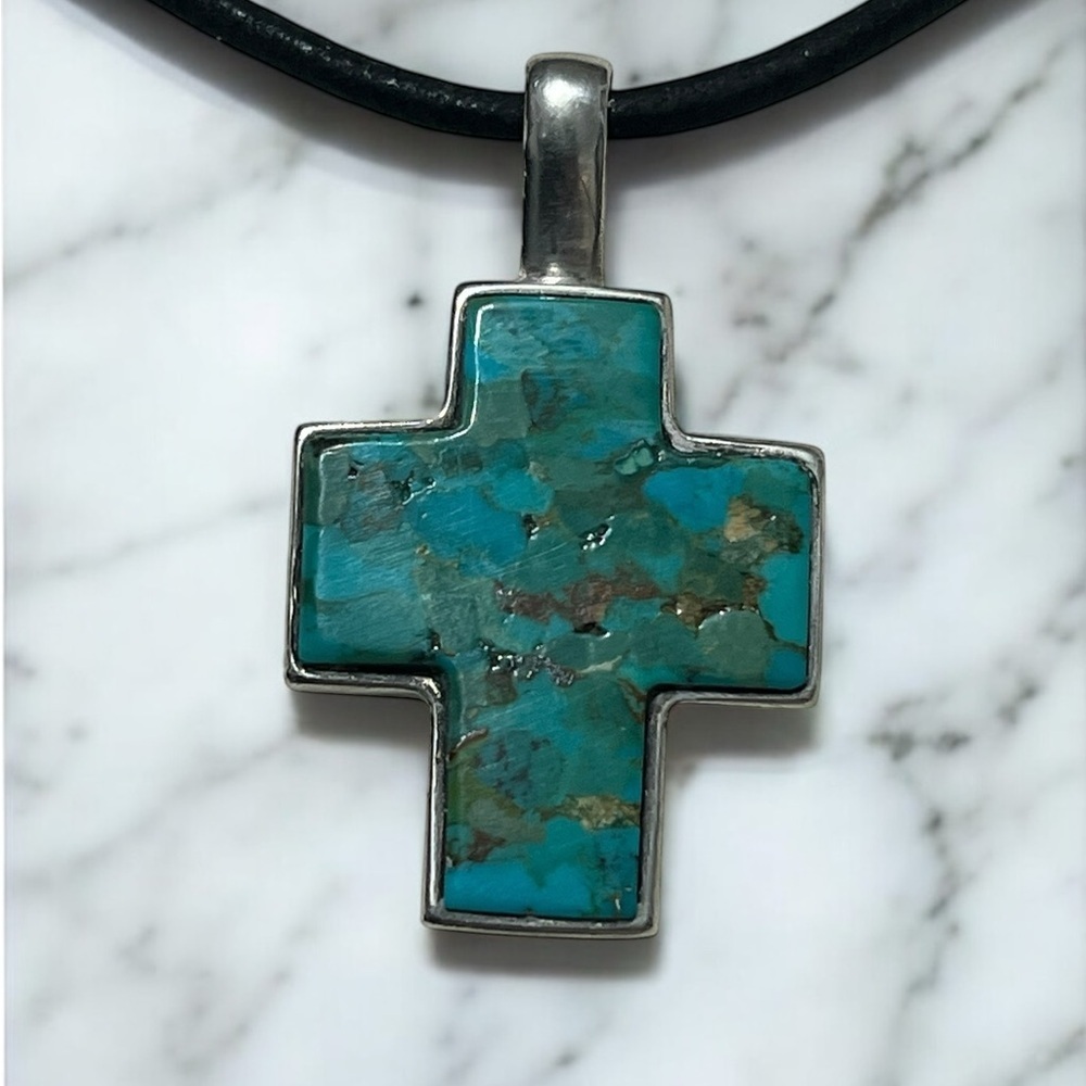 Faithfull the Brand Turquoise Silver Cross Pendant Necklace 2” inch cross.
☑️